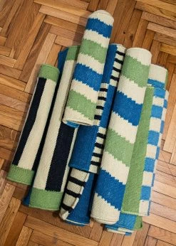 Mini Tapis - Blue Paradoxe -Vêtements De Mode 01092023 Colortherapis rugs 108 a4d25ce8 3e46 4d69 9a3e 519892d07666