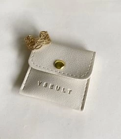 Bague Carlota -Vêtements De Mode 420921FD 5BB7 406B AABB 8B2CD1047961