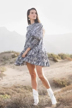 Calissa Mini Dress - Grass Blue -Vêtements De Mode AW22 Folk PoppyField 6 eebc0073 fe65 4f2c a85d d477d71ec38d