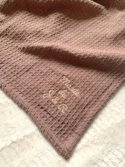Accessoire Le Plaid Nid D'Abeille - Marron Glacé - À Personnaliser -Vêtements De Mode Leplaidnidd abeille 3