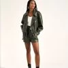 Short Cuir Vegan 2 Short Cuir Vegan -Vêtements De Mode Look14 0026 2970e62b efa1 4ce3 bf32 4a0985638a90