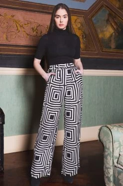 Quea Pants - Lola Black -Vêtements De Mode Poppy AW23 2 d033b1f3 475e 4698 8ae6 19e6bf56307f