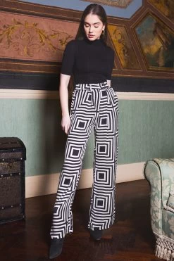 Quea Pants - Lola Black -Vêtements De Mode Poppy AW23 4 93c4ba58 8923 4ba2 95e4 5dcad116a532