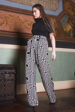 Quea Pants - Lola Black -Vêtements De Mode Poppy AW23 656jpg