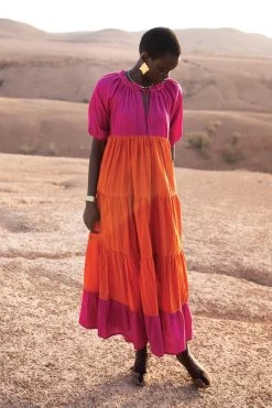 Emiri Maxi Dress - Orange Fuchsia -Vêtements De Mode SS23 Poppy Field 3 1f0ed2a0 8595 4399 a732 1b4d46c89402