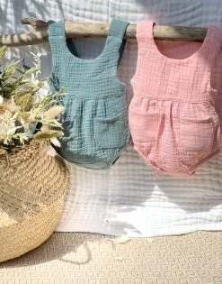 Barboteuse La Prairie - Vert Eucalyptus - À Personnaliser -Vêtements De Mode barboteuse la prairie vert eucalyptus body barboteuses maison pioline 112111