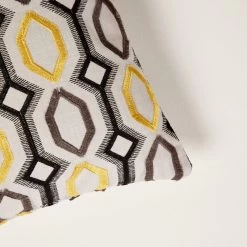 Housse De Coussin Bartolo Gris Et Ocre -Vêtements De Mode housse de coussin BARTOLO 006614 GJ CM 6