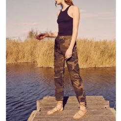 Reiko Pantalon Chino Highwaist Cropped Sandy Highwaist Fancy - Camou - Femme -Vêtements De Mode pantalon chino highwaist cropped sandy highwaist fancy camou 584116