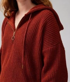 Pull Vandalist - Rouge -Vêtements De Mode valentinewitmeurlab b2bphoto vandalist 4 668307fc f6c6 434e ad02 3b672cbcc505