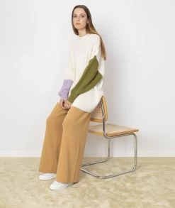 Pull Minimalist - Blanc -Vêtements De Mode valentinewitmeurlab eshop minimalist 4 0fe4827f 9896 45a1 8ff8 b8128d1c49d5